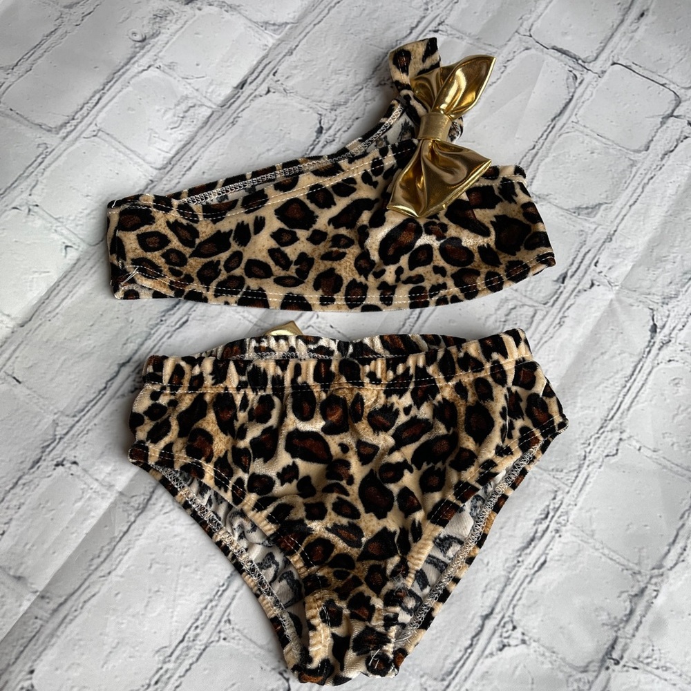 Milediiy Leopard Swimsuit